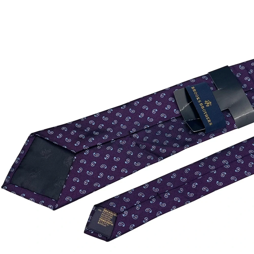 New‎ Brooks Brothers Mini Paisley Silk Blend Tie